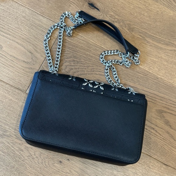 EUC Michael Kors Tina Medium Shoulder Flap Leather Chain Bag - Black - Picture 3 of 9